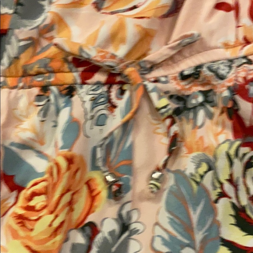Romper - Picture 2 of 3